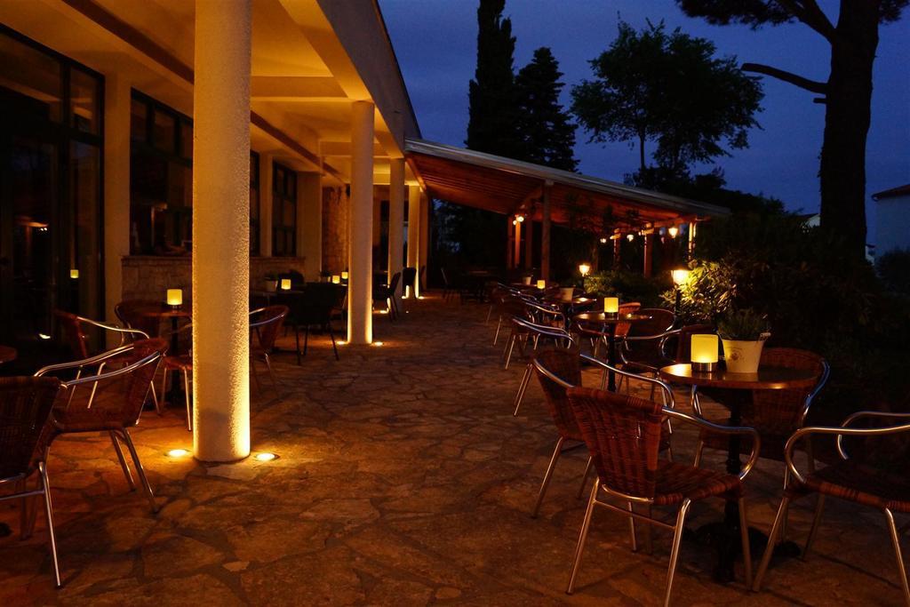 Kleine Hexe B&B Pension Пировац Екстериор снимка