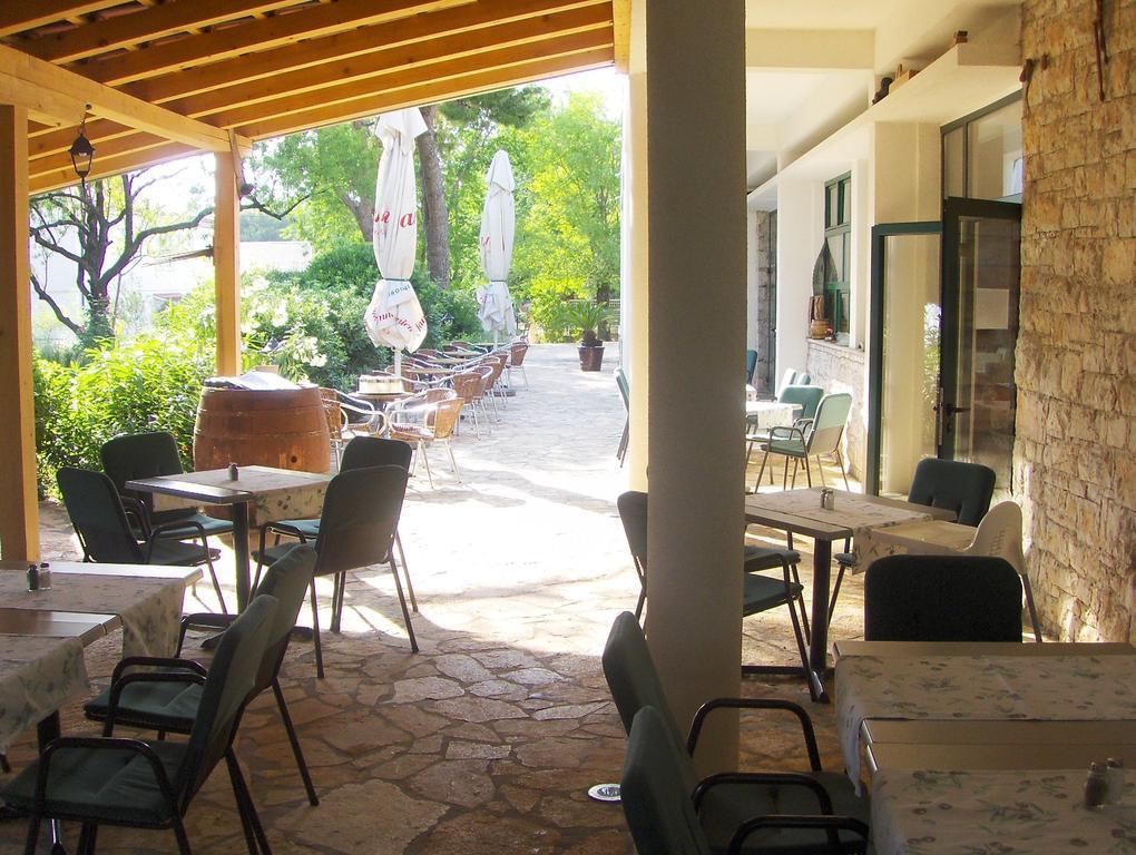Kleine Hexe B&B Pension Пировац Екстериор снимка